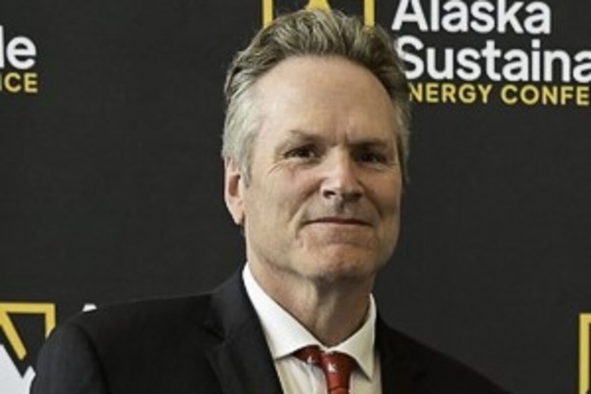 Alaska%20Governor%20Dunleavy%20at%20the%20Alaska%20Sustainable%20Energy%20conference%2E