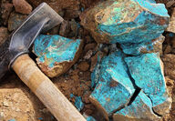 Copper-rich mineralized grab samples from Cascadia Minerals.
